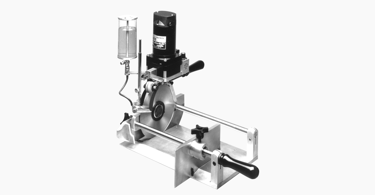 Rotary-knife cutting machine - 548CC - Eastman Machine Company - electric /  carpet / for shipyard