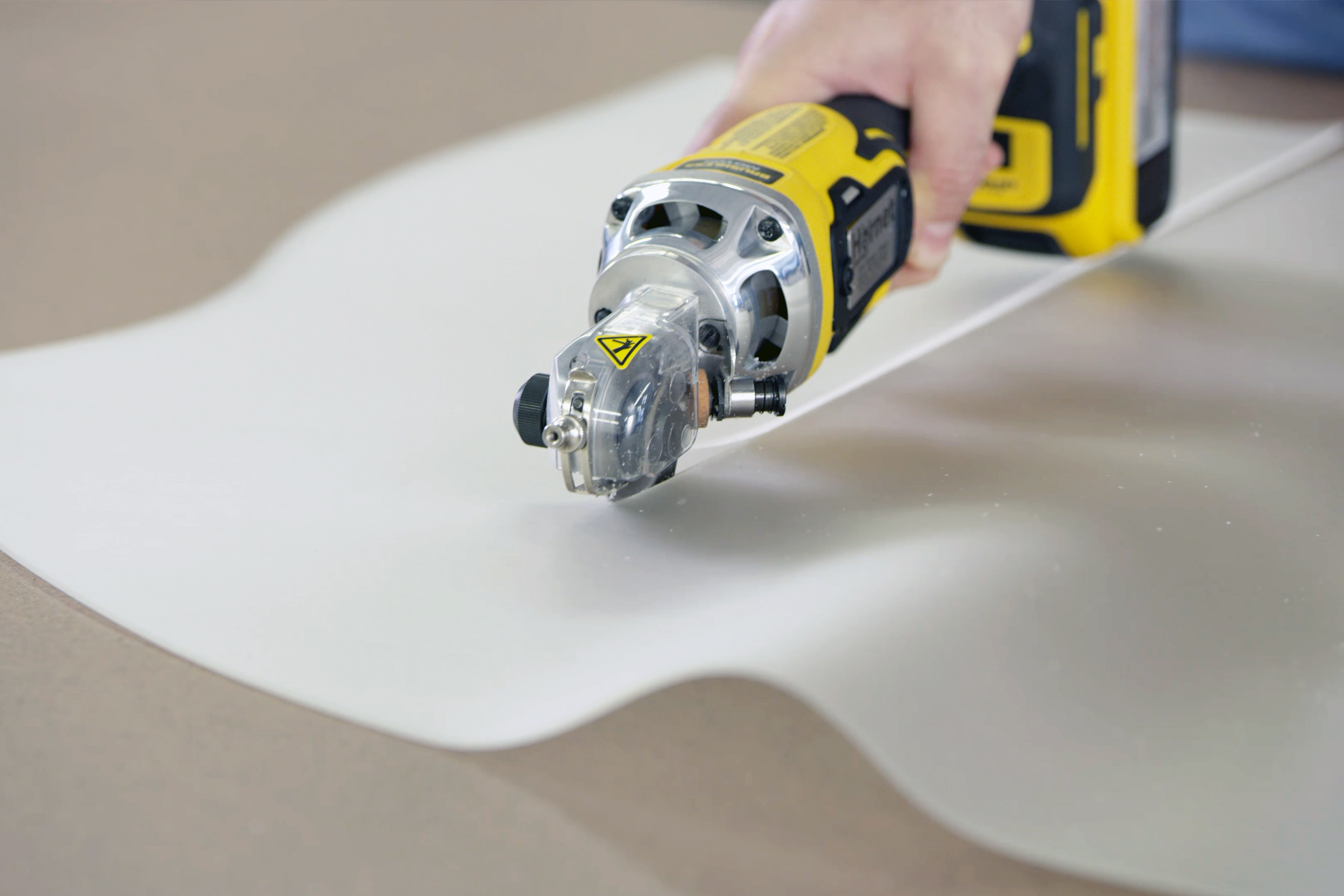 Hornet Rotary Shear Adds Power and Speed to Cordless Cutting